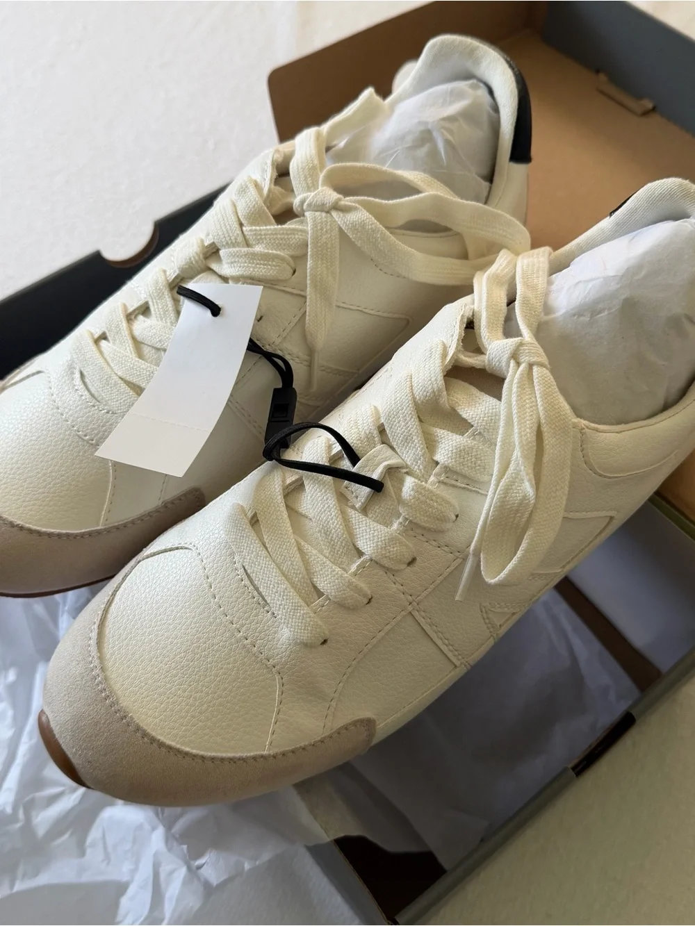 LOFT Size 9.5 Cream Retro Sneakers Gum Sole Suede Detail NWT